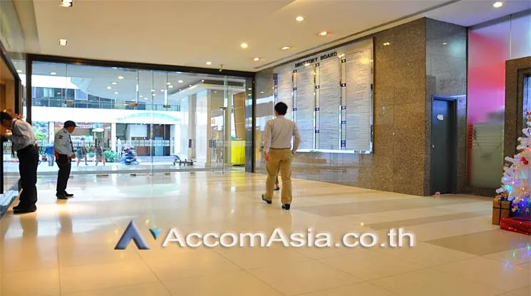 unit Studio  Office space For Rent in Sukhumvit, Bangkok  near MRT Sukhumvit - BTS Asok (AA13692)